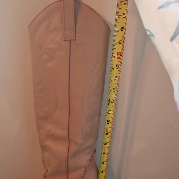 Steve Madden Baby Pink Heeled Cowboy Boots - Picture 10 of 12